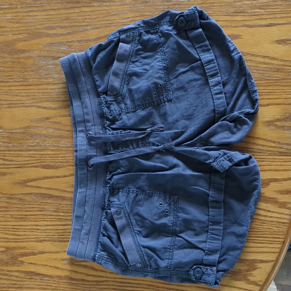 Grey shorts